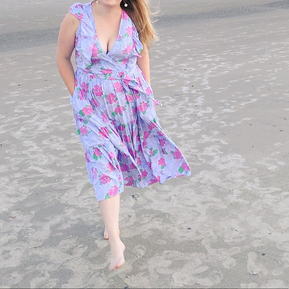 COPY - Crown & Ivy - Tiered Hydrangea VNeck Dress - Picture 9 of 9